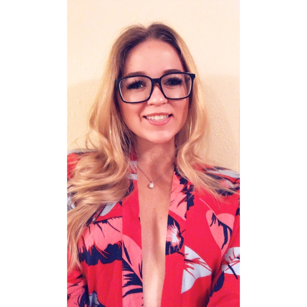 Meet your Posher, Samantha